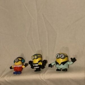 Minion figurines